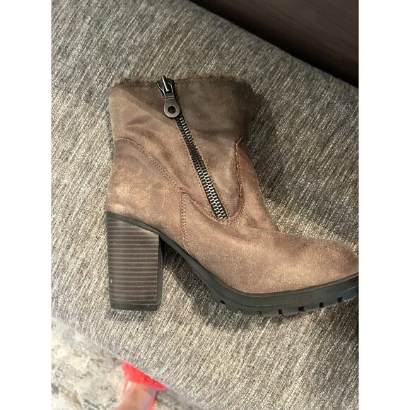 Mossimo women's Brown Fur Lined Platform Booties 8.5 💸BOGO🎉 - Picture 2 of 11